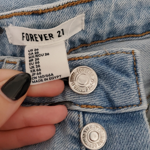 Forever 21 High Waisted Distressed Jeans - Picture 3 of 5
